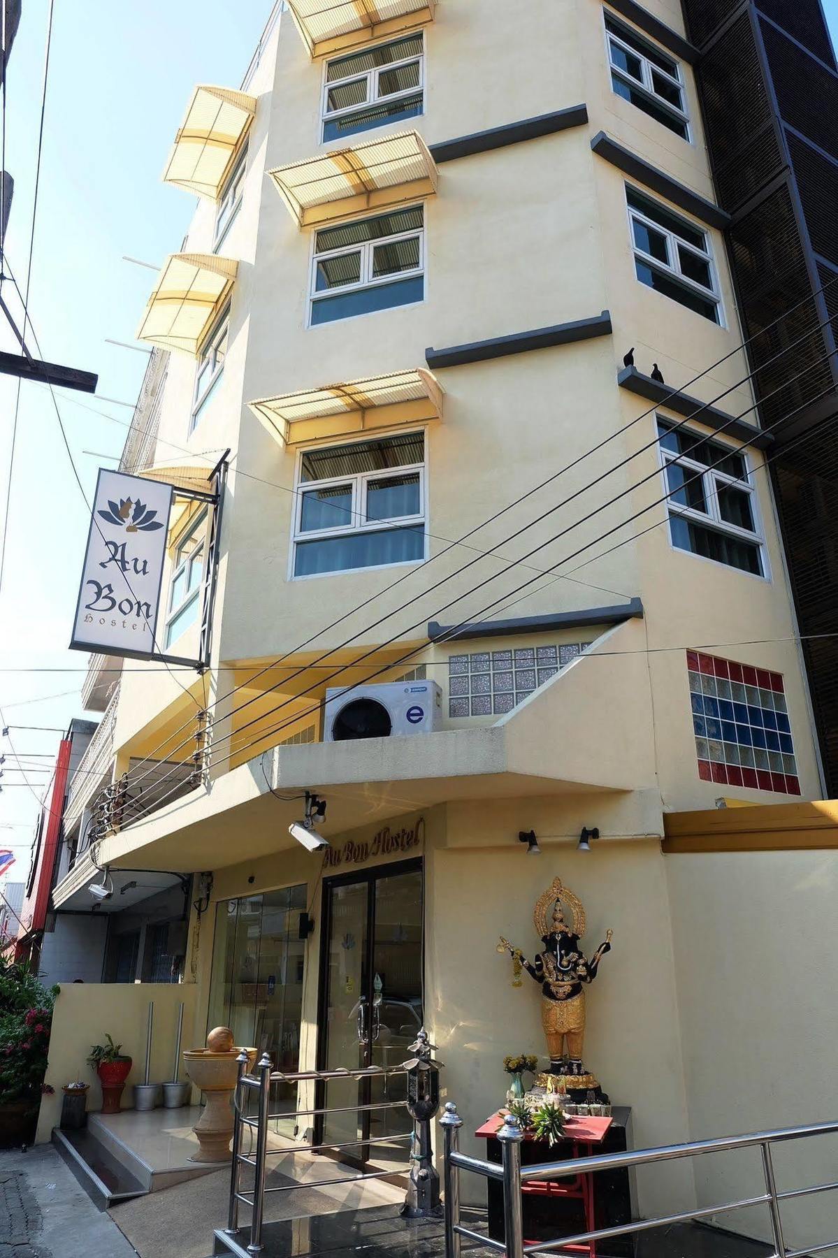 Au Bon Hostel Bangkok Ngoại thất bức ảnh